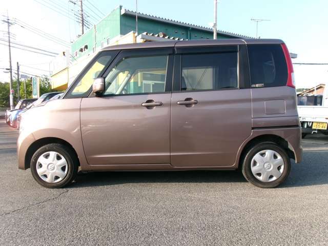 中古車でもとっても綺麗♪納車前に、しっかりクリーニングを行います！「綺麗」に「感謝」を込めて！