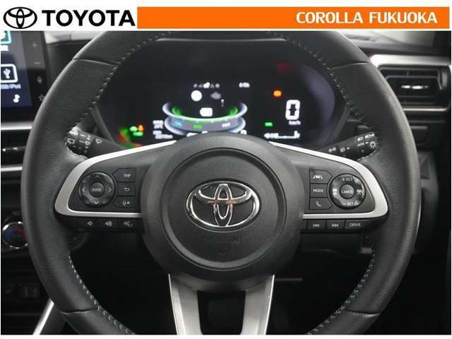 ステアリングスイッチで操作可能な表示の切替操作等を行うことにより、運転に集中することができますよ。