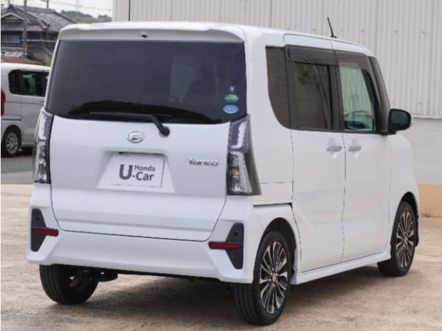 お立ち寄りいただく際は、事前にご連絡をお願いします。お目当てのお車が商談中や売約となることもございます。ご確認いただいてから、お立ち寄りください。