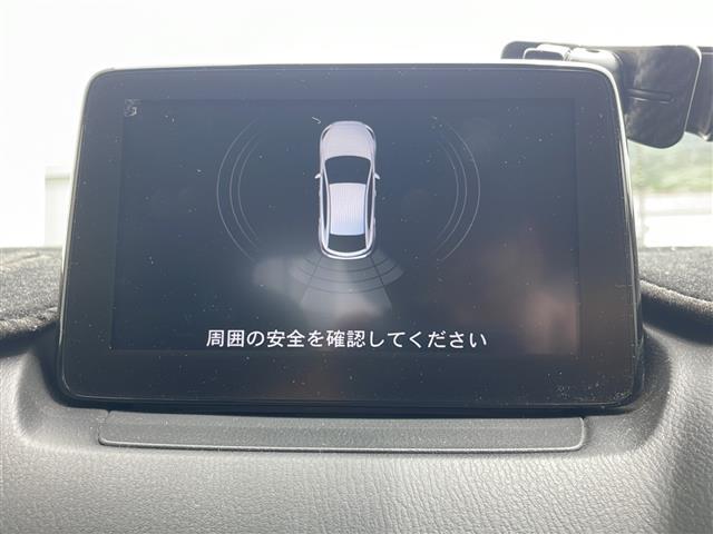 【純正メーカーナビ】ナビゲーション機能はもちろん、多彩なメディアをお使いいただけます。フルセグTV、Bluetooth、CD、DVD再生、USB接続も可能。