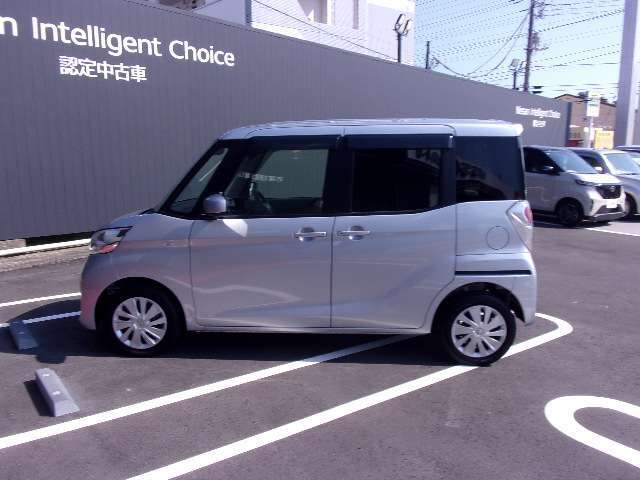 納車前には当社整備工場にて、日産整備士が、車検整備を実施。安心してお乗り頂けますようお渡しさせていただきます。