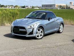 車両の品質管理は室内展示場を完備しておりますので、品質を保った状態の車両をご覧いただけます。