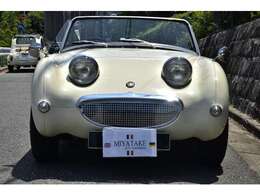 【丁寧な納車準備】当社ではご納車整備から、最終の仕上げまで、少しお時間を頂く車種が御座います。安心安全な状態でご納車するためのお時間です。（ご納車まで最短2週間～1ヶ月お時間を頂く車種が御座います。）