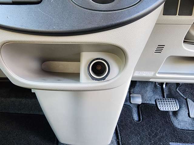 『TAX京田辺』は、外装WAXかけ＆内装クリーニングでピカピカ納車宣言！！☆★☆詳細は『TAX京田辺』の元気なスタッフまで