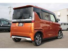 当店では全国へ輸送・納車をいたしております★輸送費用はお客様のお住まいや車種によって異なりますのでお気軽にお問い合わせください。