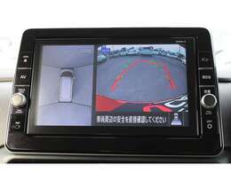 アラウンドモニターを装備！駐車の際、これがあれば運転に自信が無い方も安心です！一度使うと手放せない装備です！