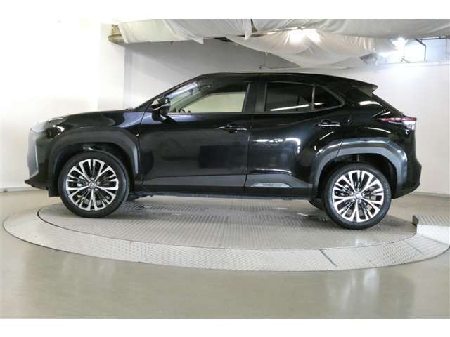 1年間の走行距離無制限のロングラン保証付きです。全国のトヨタテクノショップで保証修理が可能。追加で2年間・3年間の延長も可能です。