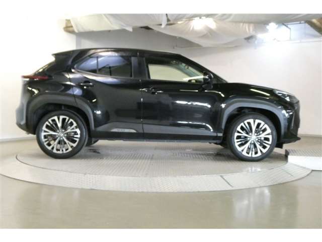 この車でレジャーにショッピングにお出かけしましょ！