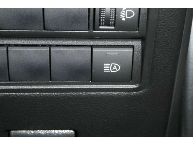 TOYOTAのお店でロングラン保証付きで安心な中古車♪