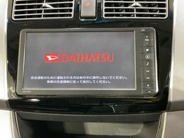 【純正ナビ】人気の純正ナビを装備。オーディオ機能も充実しており、Bluetooth接続すればお持ちのスマホやMP3プレイヤーの音楽を再生可能！毎日の運転がさらに楽しくなります！！