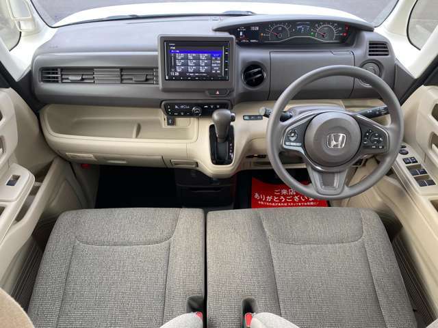 【レンタカー】軽トラックやミニバン、ワンボックスなど様々な車種をご用意しております！ファミリーや、お友達との旅行などにお使いください！