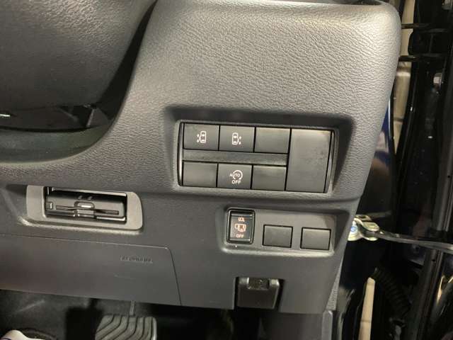 【アフターメンテナンス】当店は近畿運輸局民間車検指定工場を完備。ご購入後のメンテナンス・修理・車検など、アフターフォローも充実しております。