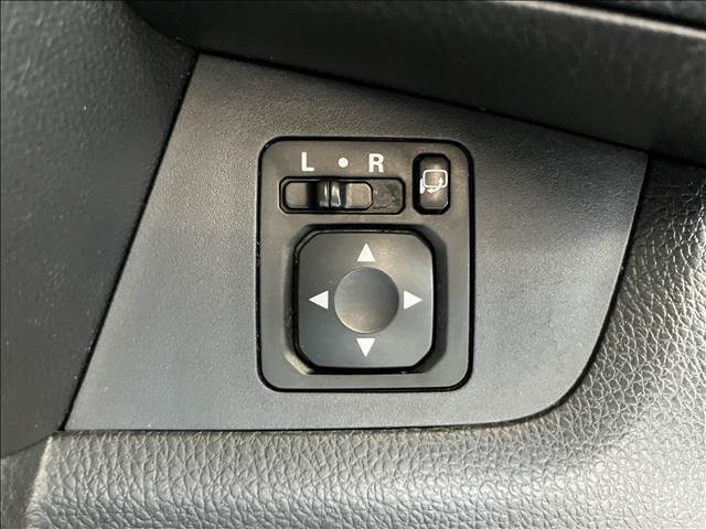 ご納車後も安心、安全なお車にお乗りいただく為にお得な保証パックもご用意しております。軽スマイルは、ご成約から納車後までお客様の大切なお車のサポートをさせていただきます！