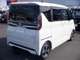 全国各地に登録納車配送可能です。なお全国の日産店にて整備、保証対応可能。
