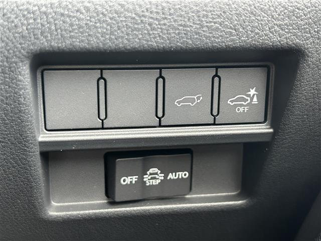 【運転席操作部】快適なドライブを楽しむための機能が装備されています！運転席から触れるので、使いやすいです！除菌プランいれていただくと、さらに清潔で安心していただけます！