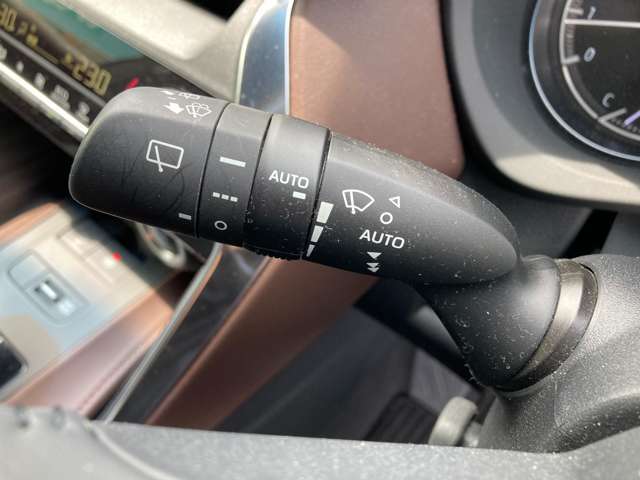各種スイッチ類（使用の用途はスタッフにご質問下さい）