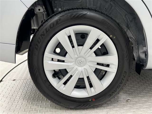 タイヤサイズは165/65R14！残り溝は7ミリ程度です！