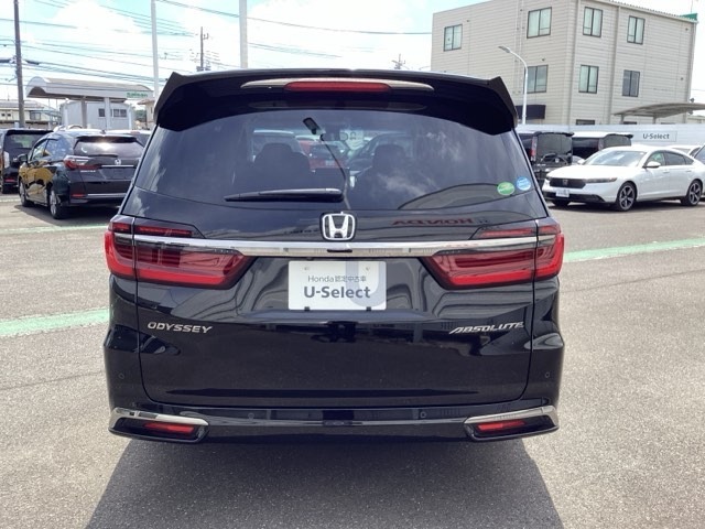 弊社はホンダの認定中古車ディーラーとして、お客様に安全・安心・快適なカーライフを提供することをお約束します。