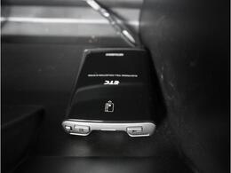 【ETC】ETC付いています、今や高速道路の必需品です。通行料金の割引やスマートICの通過に欠かせません。