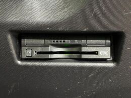 【ETC】高速道路の料金所をストレスなく通過！話題のスポットやサービスエリアに多い「スマートIC」利用時は必須のアイテムです。当店でセットアップを実施、ご納車当日からすぐにご利用いただけます！