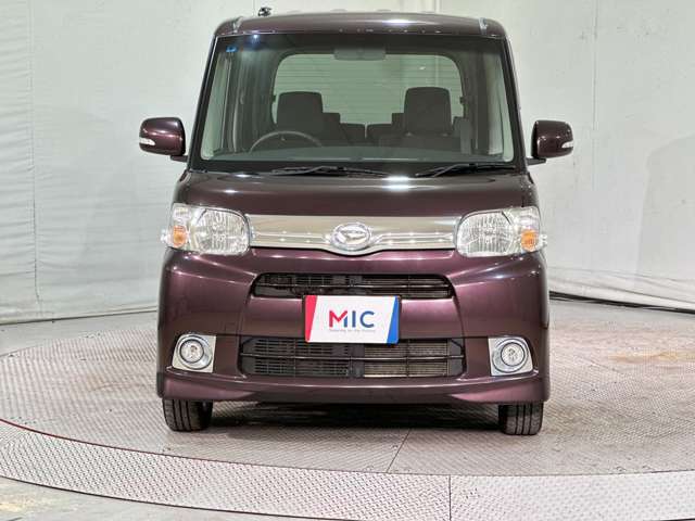 当店のこだわりはズバリ「価格」です。車両仕入れにとことんこだわり、良質な車両を安く取り揃えております。