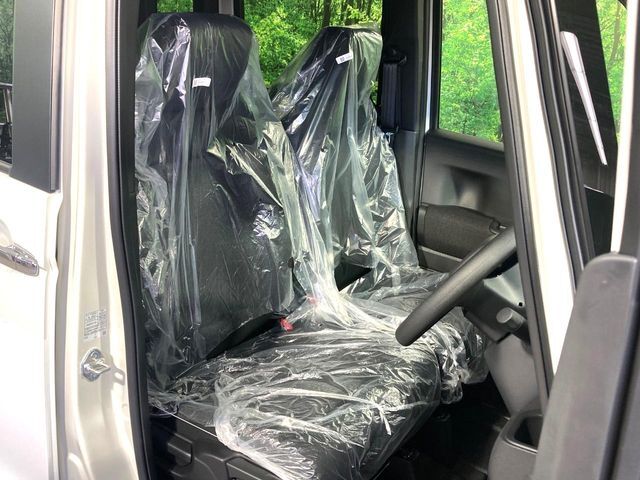 もちろん車内はキレイです♪よりクリーンな状態をキープしたいお客様には『ナノゾーンコート』がおすすめ！新型コロナウイルス対策や、除菌・消臭に効果を発揮し多くの方にご好評いただいております。