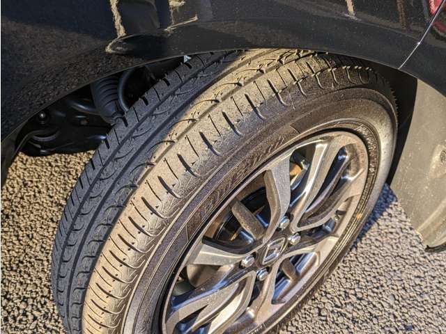 ☆ご掲載中の車両に関して☆　気になる点や知りたいことがあればお気軽にお問い合わせ・お電話くだいませ！すぐに詳しい営業のスタッフから詳しいお話を致します！