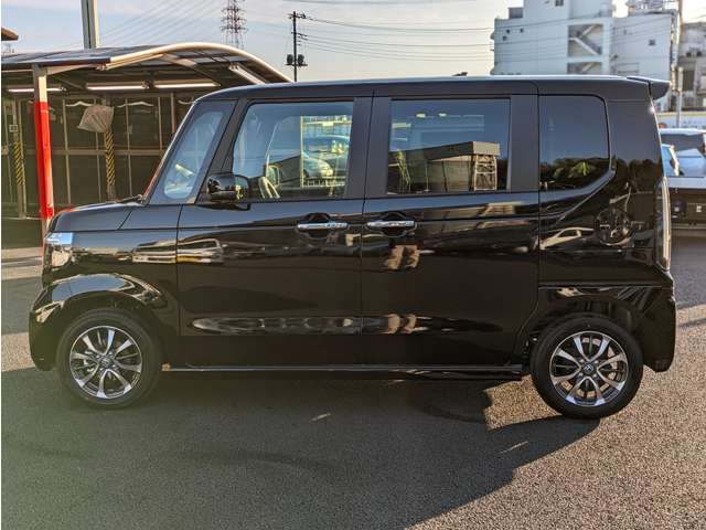 ☆自動車保険☆　保険も取り扱っておりますので、当社にて一括でお車の手続きができます！是非お任せ下さい！ 社員の9割が保険販売の資格取得者なので来店いただけた際はお気軽にお声がけくださいませ！