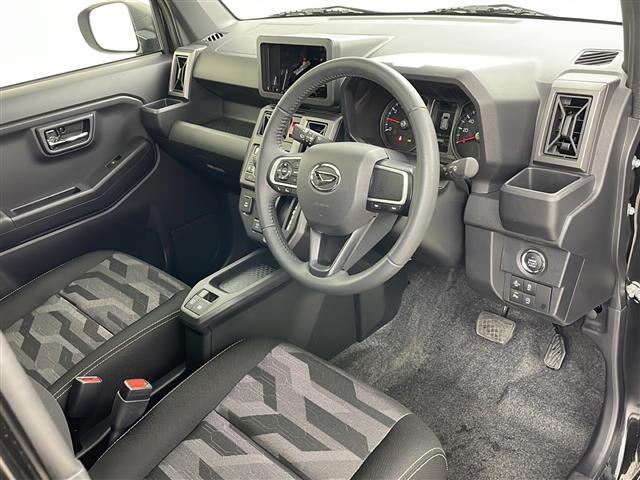 【インパネ全体】全方位で視界が広く、高い目線で運転もしやすいです！