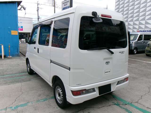この度は当店のお車をご覧になっていただき、誠にありがとうございます。ぜひじっくりとご検討下さい。