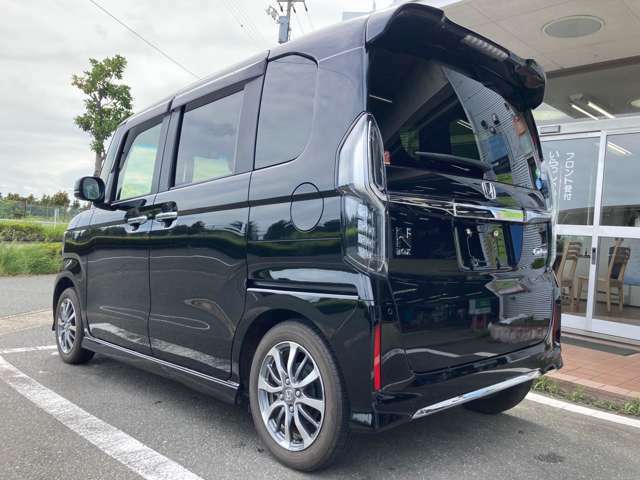 アクセスは、東名高速道路浜松西IC降りて約5分。最寄り駅は上島駅（遠州鉄道）となります。事前にご連絡を頂ければ、送迎サービスも承ります。