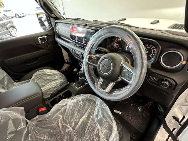 中古車だけでなく新車も多岐にわたり正規輸入車販売を行っております。全国選りすぐりの仕入ネットワークからあなたにピッタリのお車を探します！◆TEL:0078-6002-700293◆