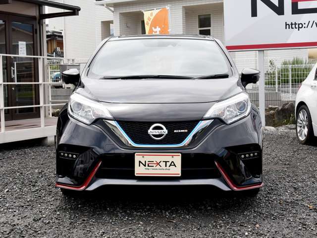 NEXTAでは、自動車買取をメインに優良なものだけを厳選し、店頭にてダイレクトに直売しております。ココに安さの秘密があります。