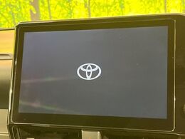 【10.5インチ　ディスプレイオーディオ】大画面のディスプレイはAppleCarPlayやAndroidAutoが利用可能。大きな画面でスマホナビアプリ等が利用いただけます♪