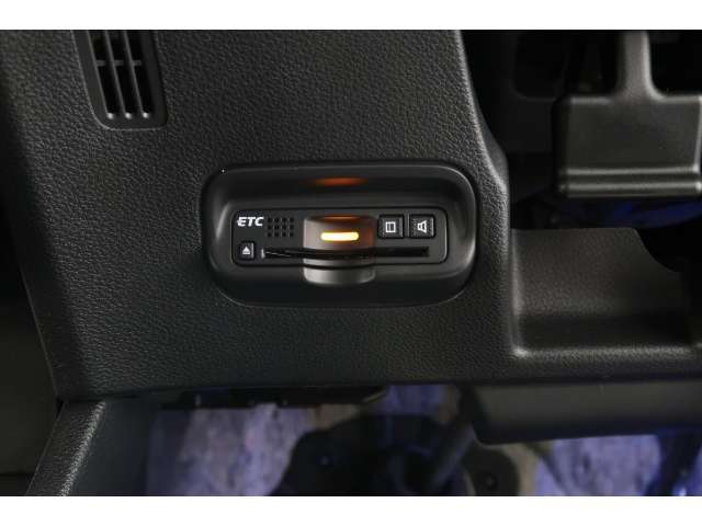 ◆◆ETC付！高速道路の料金所はキャッシュレスで通過です！サービスエリア等にあるスマートインターの出入りも利用可能でとっても便利☆ご納車後すぐにお使い頂けるようセットアップしてのお渡しとなります。