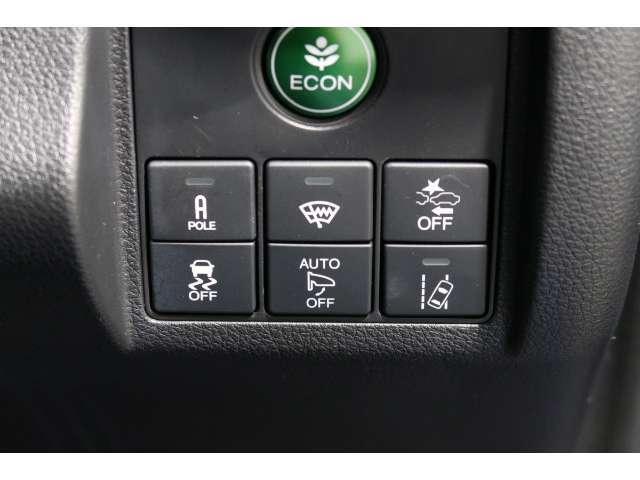 ホンダセンシング搭載！誤発進抑制機能・路外逸脱抑制機能・歩行者事故低減ステアリング・車線維持支援システム・先進車発進お知らせ機能など多彩な先進安全機能でより安全で快適なドライブを支援します。