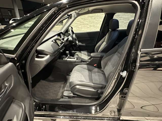 見て触れて心地いいシート。