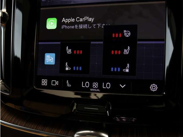 Google搭載によりさまざまな機能をハンズフリー操作できます。フロントにはシートヒーター＆シートエアコン、ステアリングホイールヒーターを装備！北欧スウェーデン発祥のブランドならではのオプションです。