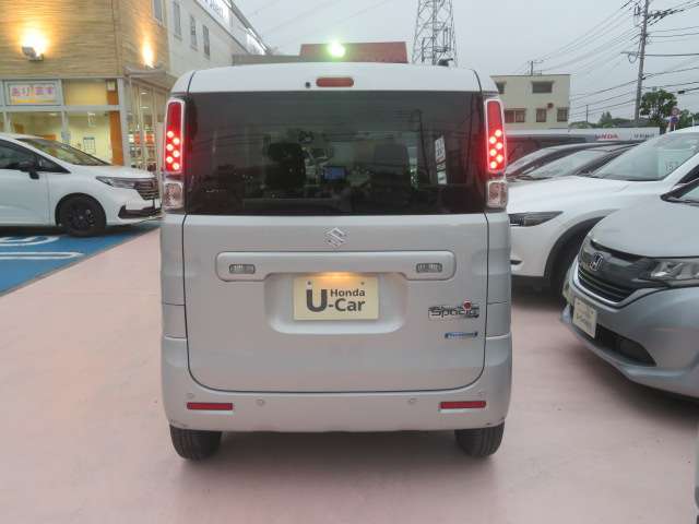 後ろからの外装の画像です！常磐自動車道流山インターチェンジからすぐ！