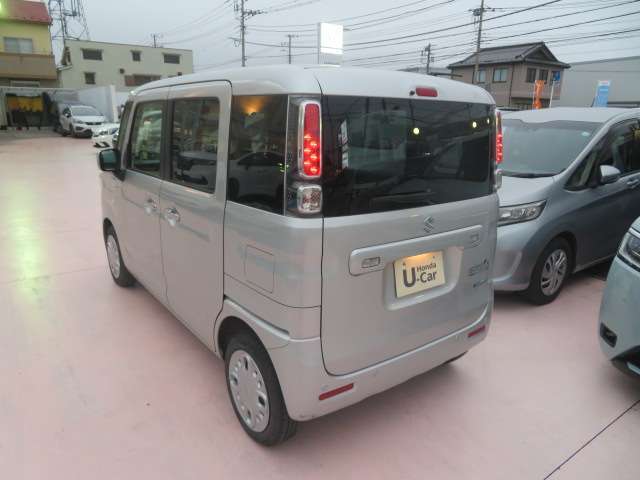 左後ろからの画像です！日々お買い得車両続々入庫しております！
