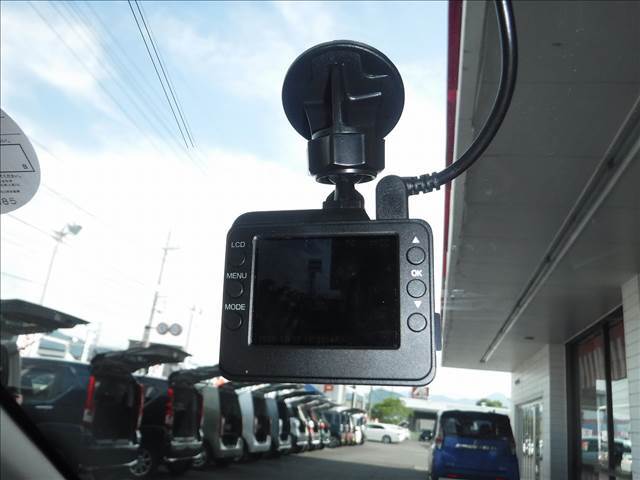 4WD☆ケンウッドナビ☆Bluetooth☆Bカメラ☆ETC☆ドラレコ☆パドルシフト☆LEDヘッドライト☆LEDフォグ☆オートライト☆アイサイトツーリングアシスト☆ACC☆USB電源★試乗予約承り中★
