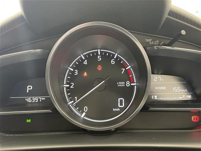 【メーターまわり】ドライバーから見やすい位置にあって安全運転に寄与します。メーターも見やすくてシンプルなデザインになっております！！！