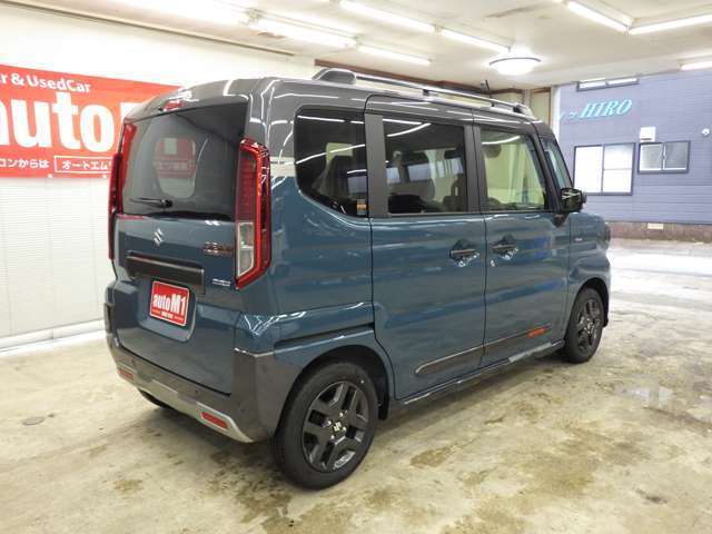 車内もキレイで嫌なニオイもありません。