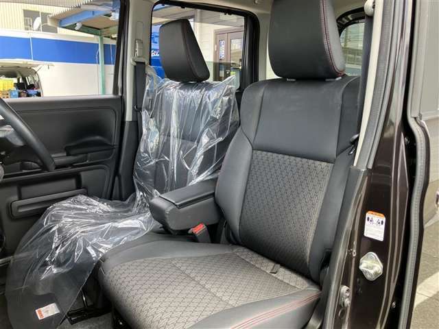 車内は煙草の匂いなど、嫌な匂いもありません☆煙草を吸わない方でも安心してお乗り頂けますよ☆（＾＾）※ただし感覚には個人差がありますので、念のため実車をご確認下さい☆