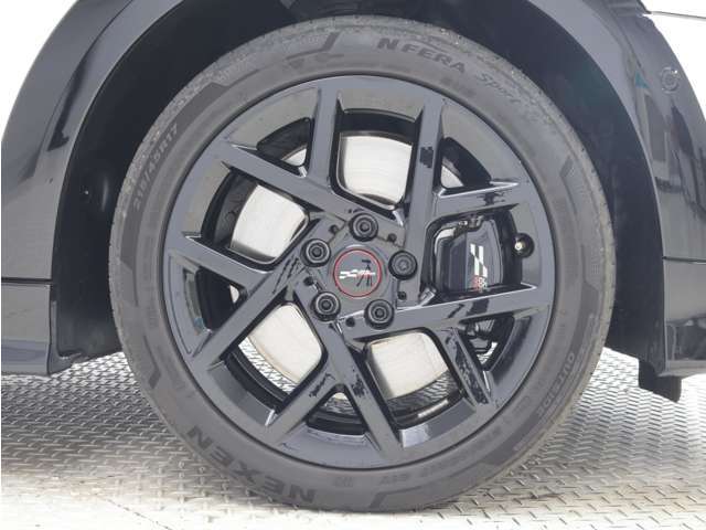 ♪Nicole　Group♪正規総代理店-Alpina（アルピナ）、AP　RACING（エーピーレーシング）、Rolls-Royce（ロールスロイス）、Ferrari（フェラーリ）、BMW、Mini