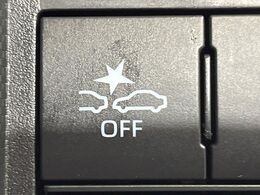 【スマートアシスト】走行中に前方の車両等を認識し、衝突しそうな時は警報とブレーキで衝突回避と被害軽減をアシスト。より安全にドライブをお楽しみいただけます。