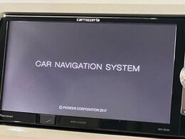 【ナビゲーション】使いやすいナビで目的地までしっかり案内してくれます。各種オーディオ再生機能も充実しており、お車の運転がさらに楽しくなります！！