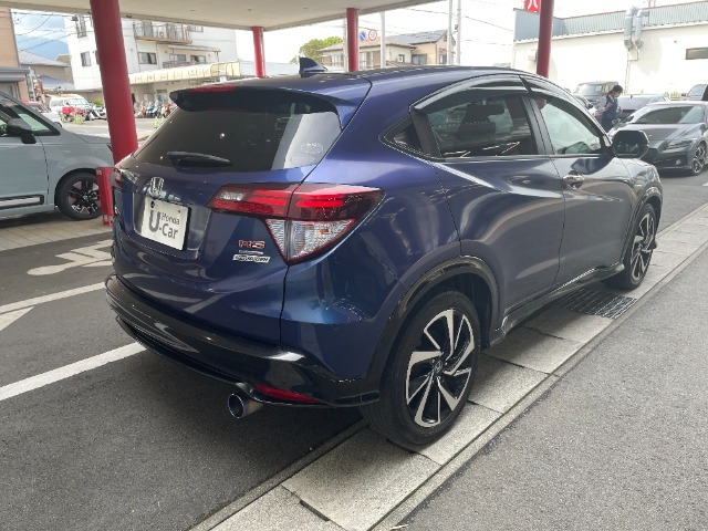 ご納車までの期間ですが、県内のお客様は1，2週間、県外のお客様は2，3週間ほどでご納車が可能となります。但し、お支払いや書類の状況によっては多少の前後もありますので、その際には何卒ご了承下さい。