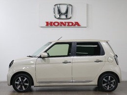 ボディカラーはプレミアムアイボリーパール2です。