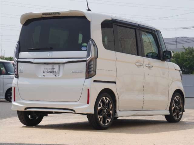 お立ち寄りいただく際は、事前にご連絡をお願いします。お目当てのお車が商談中や売約となることもございます。ご確認いただいてから、お立ち寄りください。